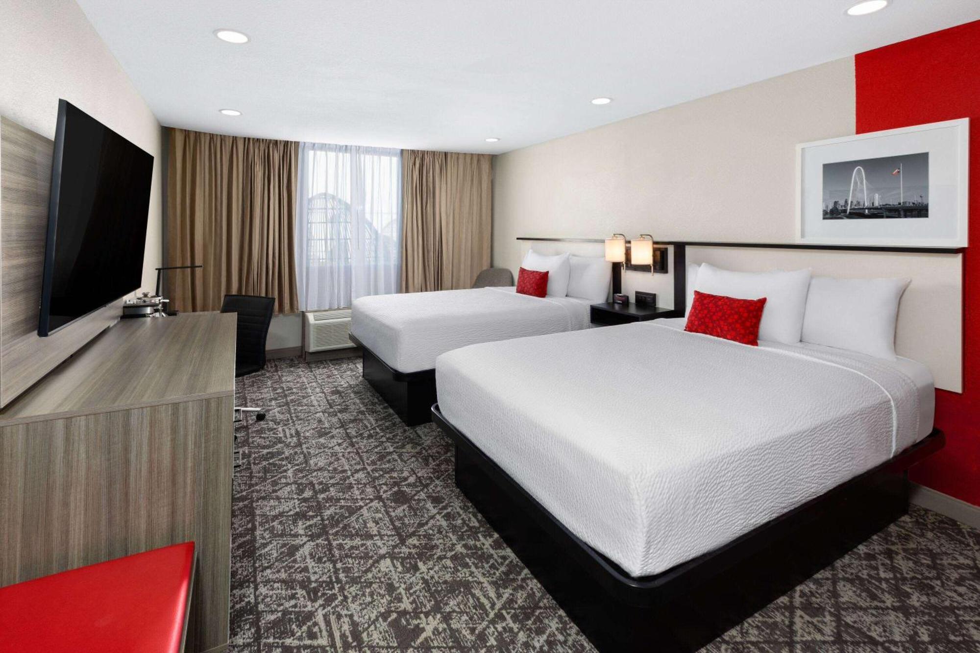 Hotel Ramada By Wyndham Dfw Airport Irving Exteriér fotografie